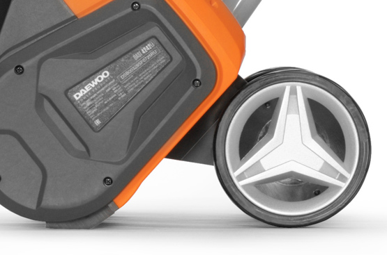 Обеспечивают легкость передвижения и маневренность снегоуборщика, снижая усилия оператора и повышая производительность очистки территории.